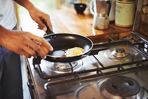 frying eggs